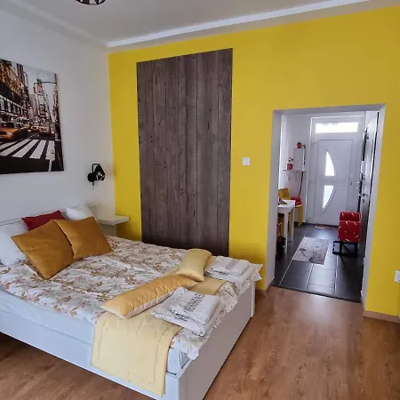 Flora Apartman * Szeged