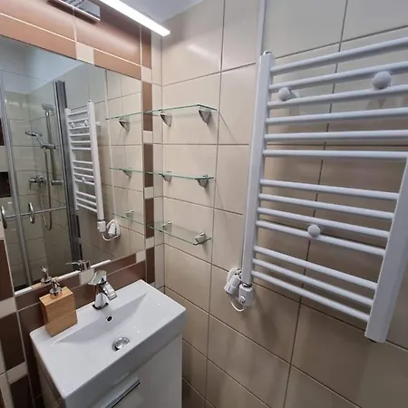 Flora Apartman Apartment