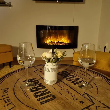 Flora Apartman *